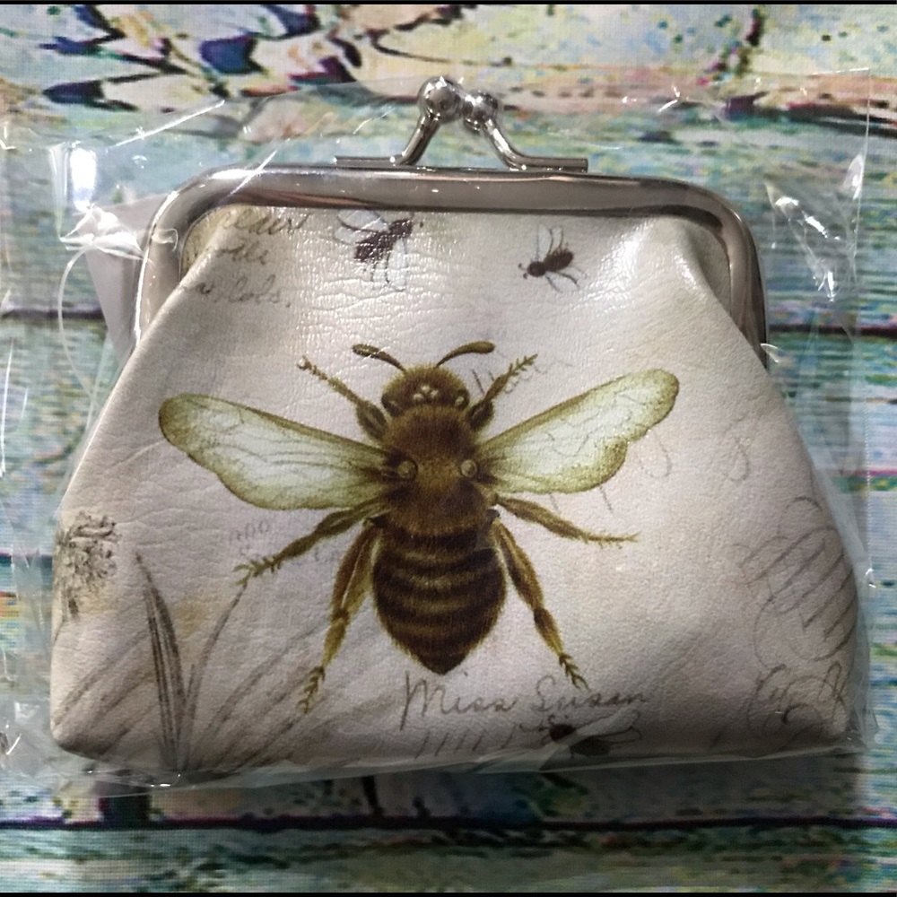 Bee Coin Purse 🐝 - Picture 2 of 3